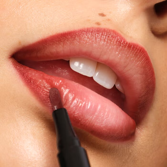 Main Stain Lipliner Marker - Long-Lasting Lip Color Tool for Precise Lip Definition